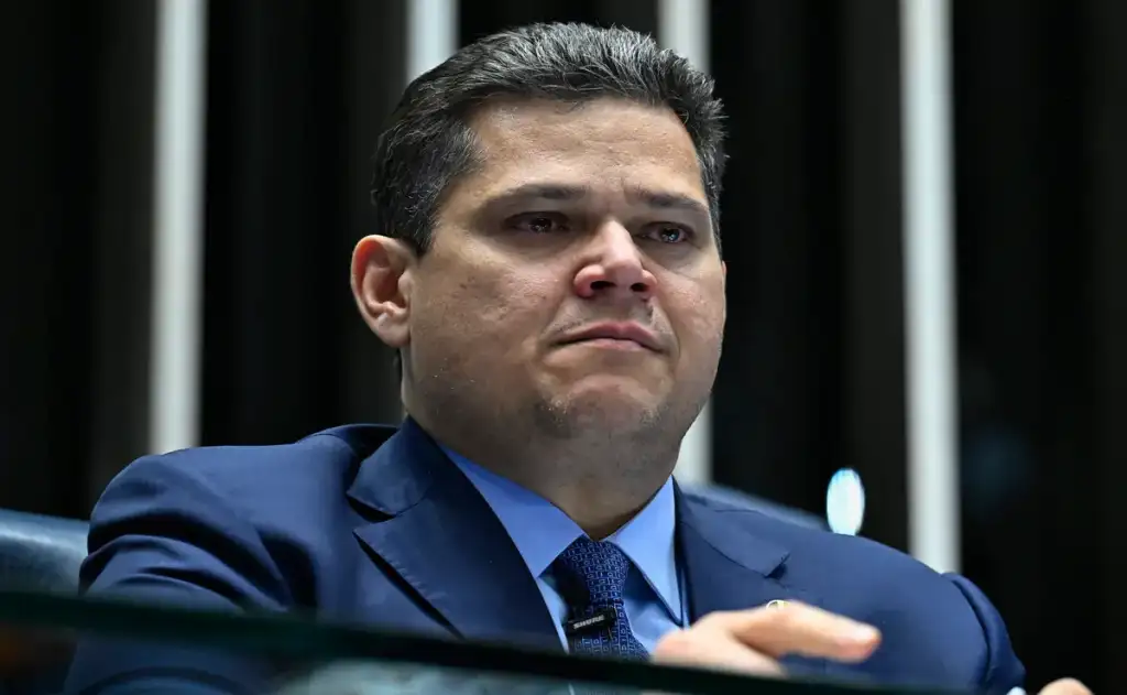 Em junho, a Câmara e o Senado aprovaram aumento do número de deputados, mas Lula vetou a proposta