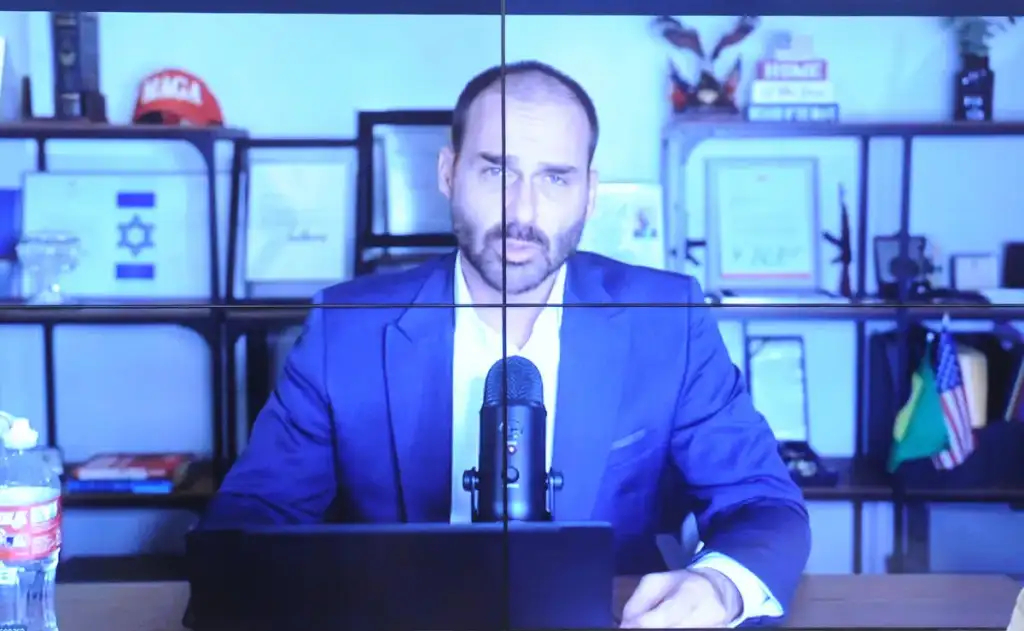 Se deputado não se manifestar será julgado à revelia pelo STF