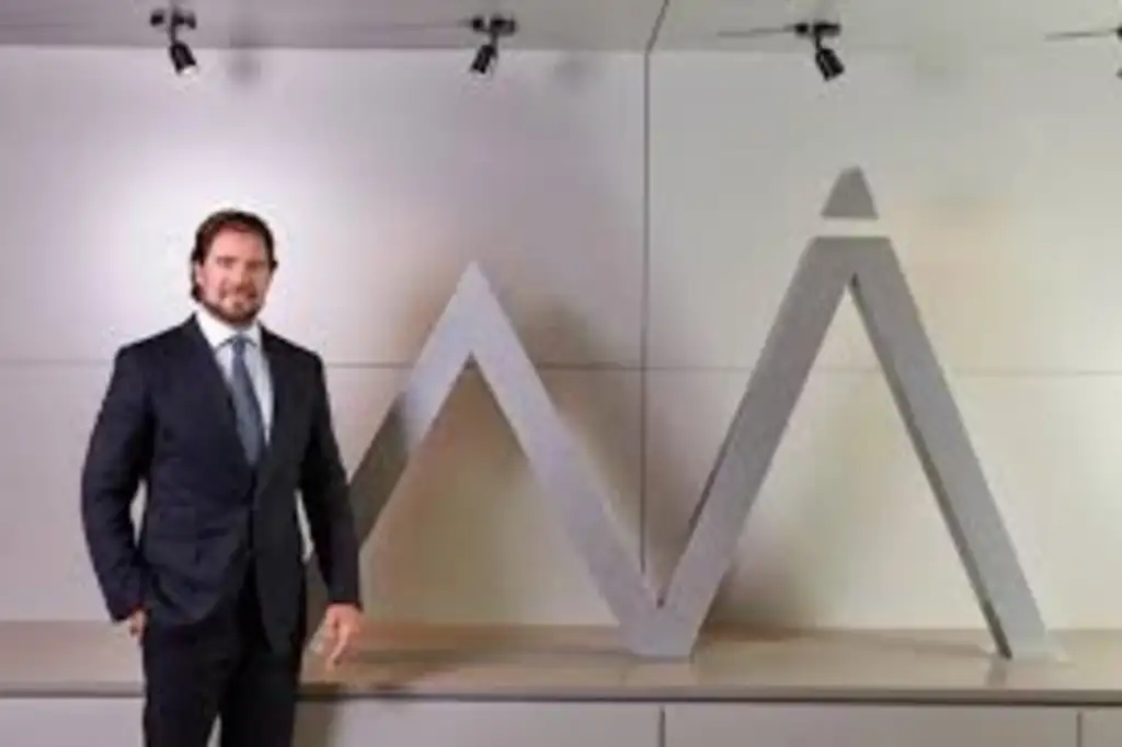 PF prende banqueiro Daniel Vorcaro em aeroporto de Guarulhos e BC decreta liquidação do Banco Master