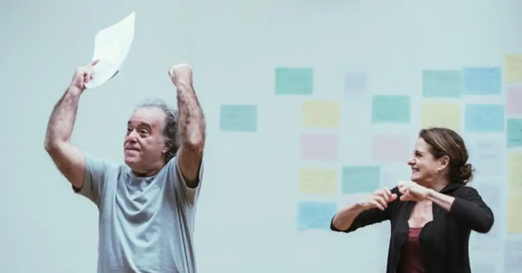 Espetáculo com Tony Ramos e Denise Fraga é um chamado para sair da bolha de isolamento