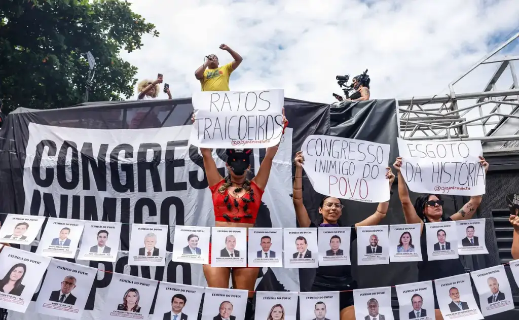 PT, PSB, PCdoB e PSOL pedem nulidade dos atos praticados na Comissão de Constituição e Justiça do Senado